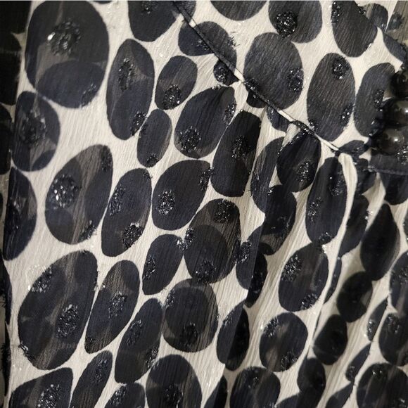 Avenue Sheer Black & White Circle Ruffle Flutter Sleeve Blouse, Plus Size 26/28 - Picture 4 of 8